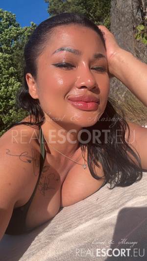 Sofia28