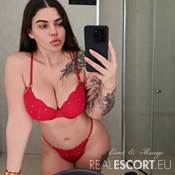 Zoe 👄 Hot