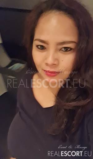Janine27