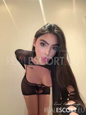 Catalina sexy