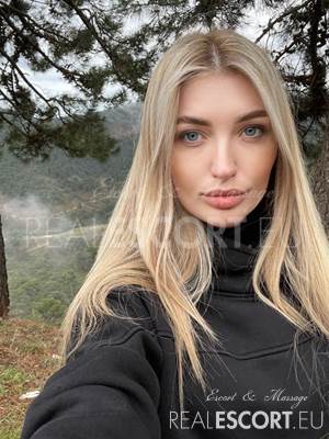 Liya hot