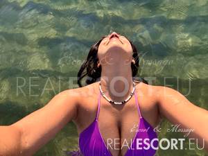 Tantra with Sara