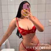 ISABELLA LUX SCORT