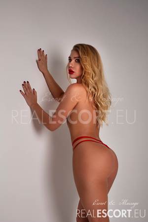 ANNA GFE💯.