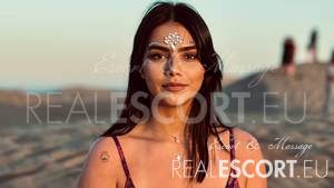 Tantra with Sara