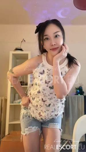 Lili-Asia👠