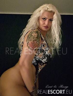 Denissa-Sexy😘😘
