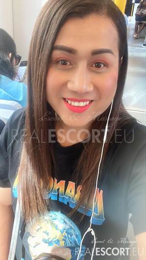Ladyboy Massage