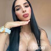 VALERY LATINA