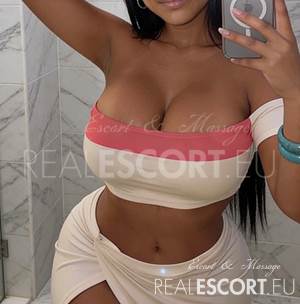 Thai  Roxy18