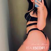 Astrid cleo