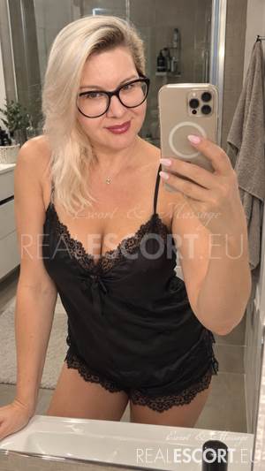 VIOLETA HOT