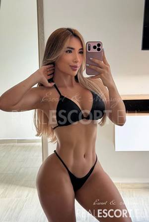 PATRISSIA HOT