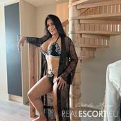 Esmeralda18