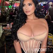 Luciana colombian