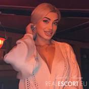 Rebecca-LUX-ESCORT